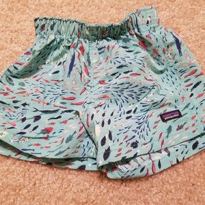 Pataginia baby girl baggie shorts 3-6 months